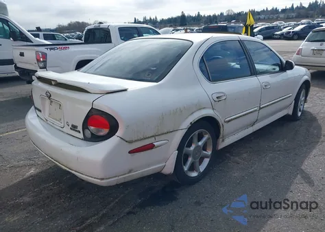 2001 Nissan Maxima Se z USA, uszkodzony, nr VIN JN1CA31A21T306123